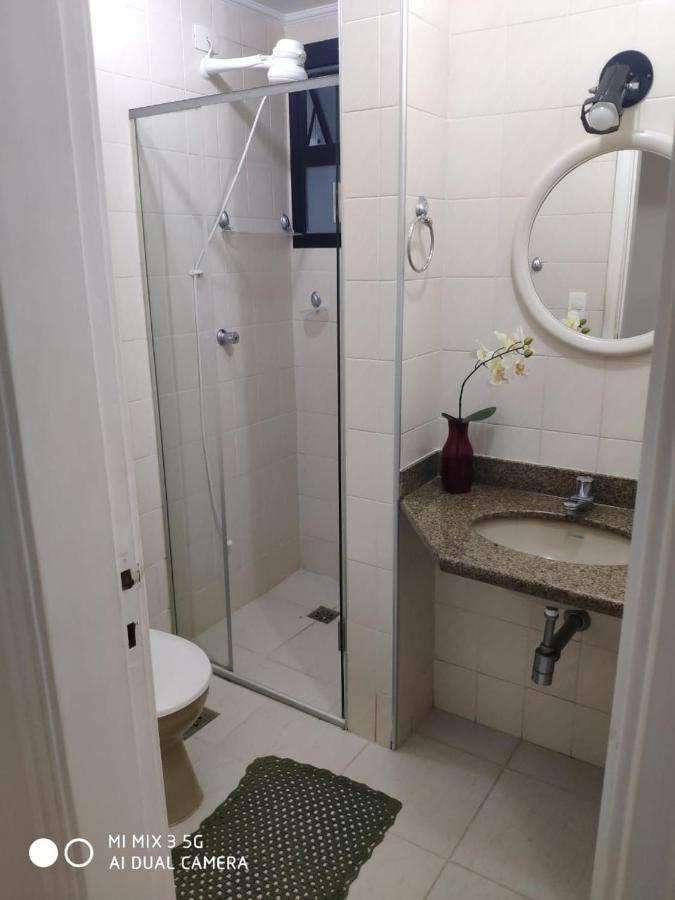 Apartamento Amplo A Menos De 400 Metros Da Praia Localizado Proximo A Praca Da Brunella, Area Nobre Do Guaruja. Zewnętrze zdjęcie